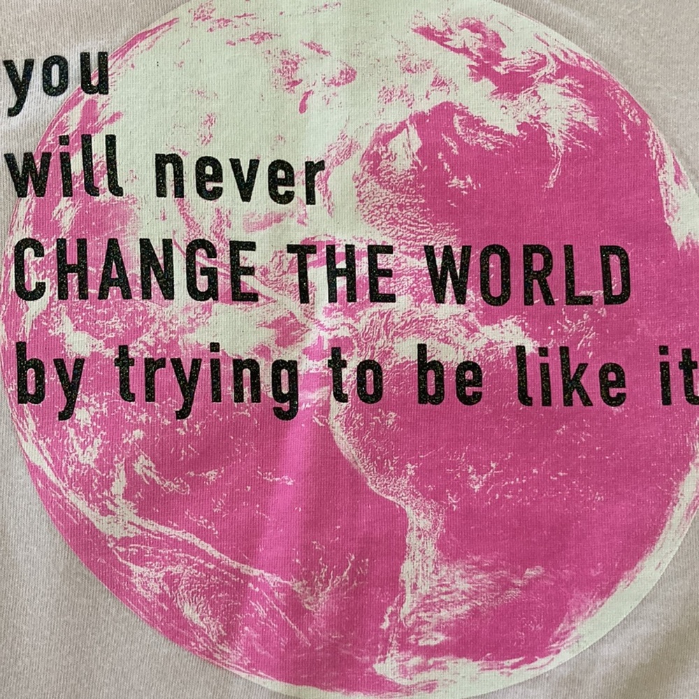 🌸 Girls Tee 🌸 - Picture 2 of 3